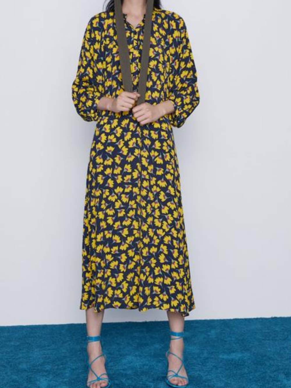 Zara Yellow Floral Maxi Dress with Navy Base - Picture 5 of 5